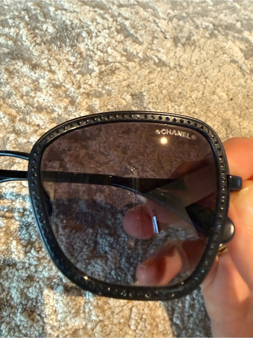 CHANEL Black Sunglasses with Dark Gradient Lenses - Picture 6 of 8